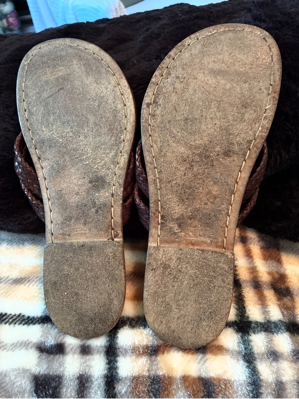 Bernardo Miami Thong Sandal ~ size 9M ~ brown braided - Picture 10 of 16
